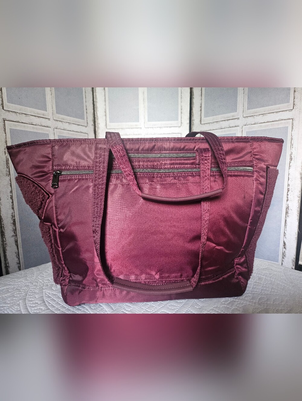 $120 Retail! Lug Avion SE Sherpa Letterman Tote In Wine - Preppy Bag - Picture 9 of 11